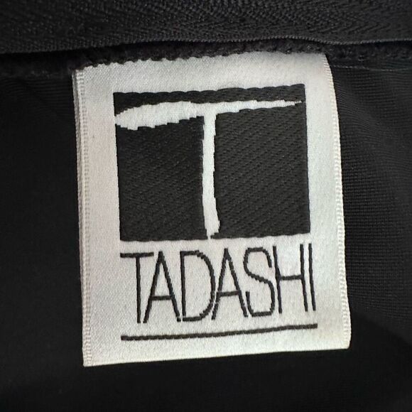 Tadashi Shoji Women's Velvet Jewel Cuff Wrap Top Full Zip Back - Picture 3 of 11